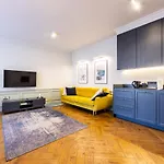 Apartment Modern Victus With Parking And Balcony By Renters Sopot