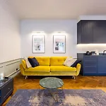 Modern Apartment Victus With Parking And Balcony By Noclegi Renters * סופוט