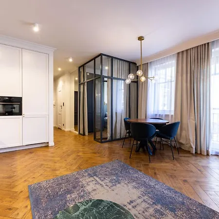 Modern Victus With Parking And Balcony By Renters Sopot