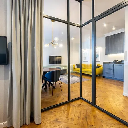 Modern Apartment Victus With Parking And Balcony By Noclegi Renters סופוט